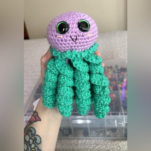 Crocheted Octopus 🐙 - Picture 6 of 8